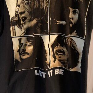 BEATLES BAND WOMENS TEE